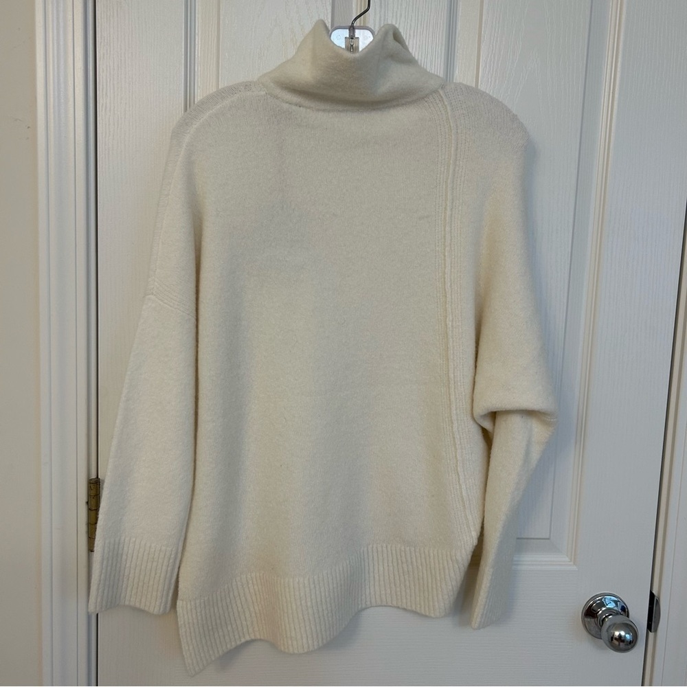 AllSaints Lock Roll Neck Asymmetric Sweater in Chalk White Size XS - Picture 8 of 9